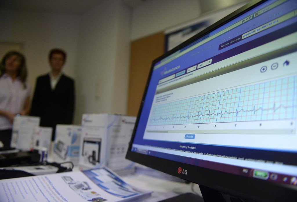 Программа для реализации дистанционного наблюдения за состоянием пациента